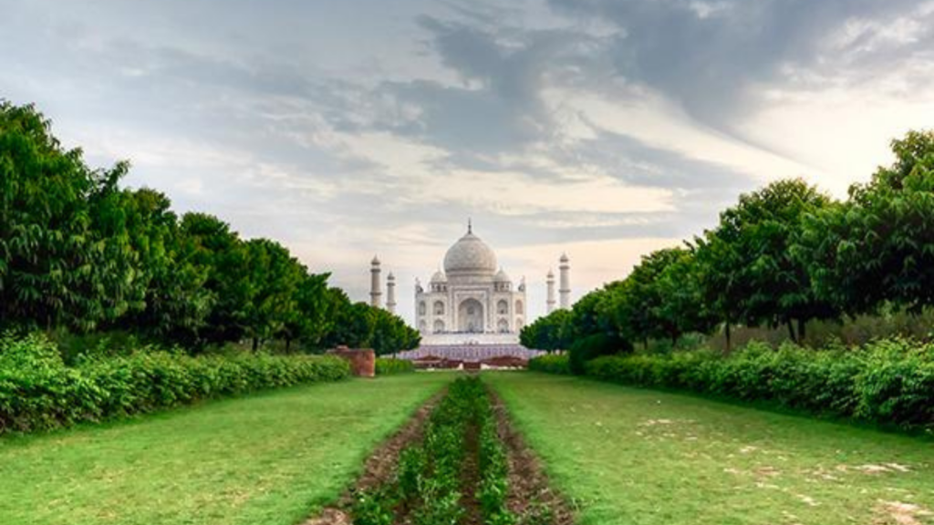 Best Places to Visit in Agra