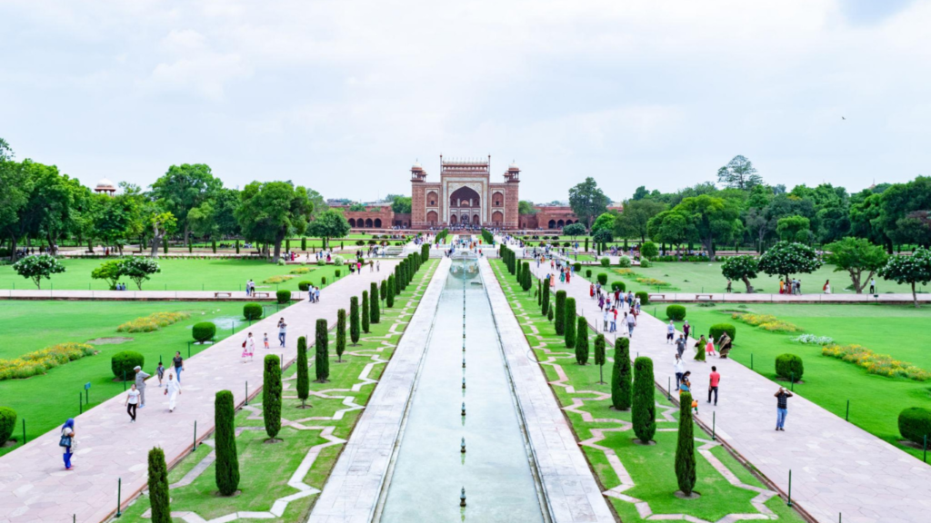 Best Places to Visit in Agra
