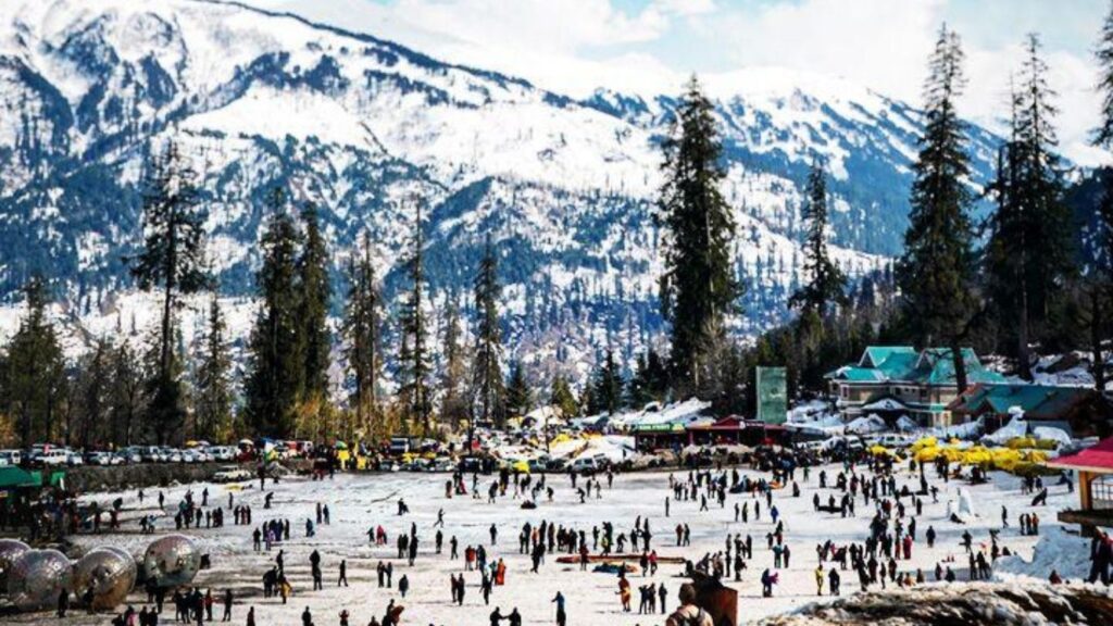 Best Hill Stations in India (2026),
Manali, Himachal Pradesh – Snowy Peaks and Endless Adventure,
Places to visit in Manali,
Best Time to Visit in Manali,
How to Reach Manali,