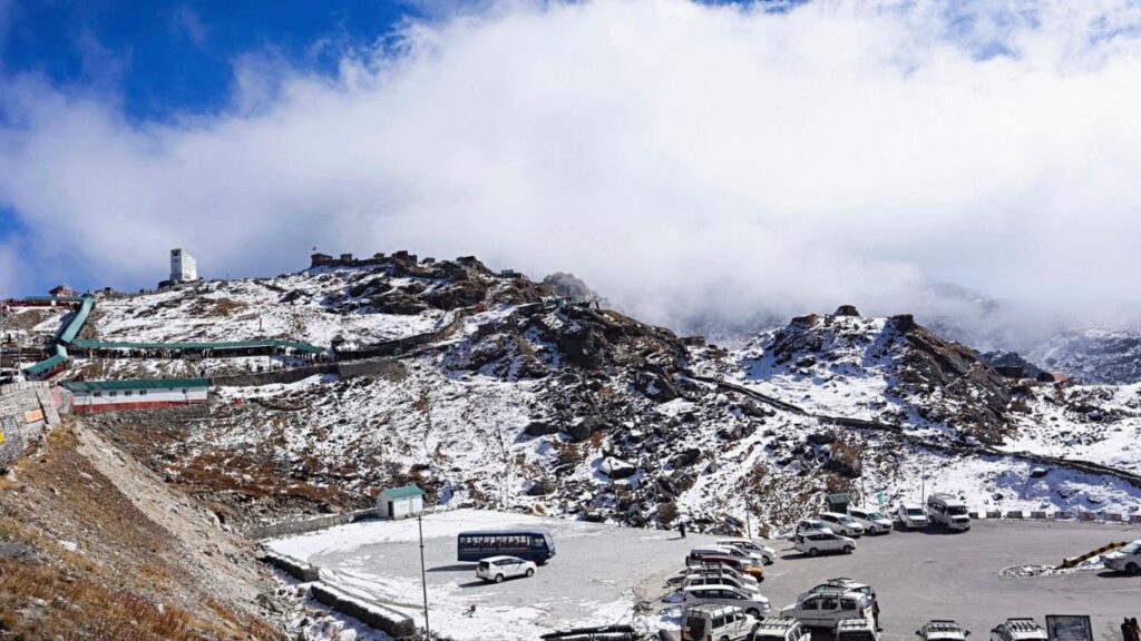 Best Hill Stations in India (2026),
Gangtok, Sikkim – Gateway to the Eastern Himalayas,
Places to Visit in Gangtok,
Best Time to Visit in Gangtok,
How to Reach Gangtok,
