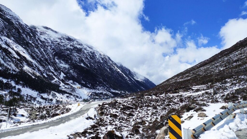 Best Hill Stations in India (2026),
Tawang, Arunachal Pradesh – Monasteries Above the Clouds,
Places to Visit in Tawang,
Best Time to Visit in Tawang,
How to Reach Tawang,