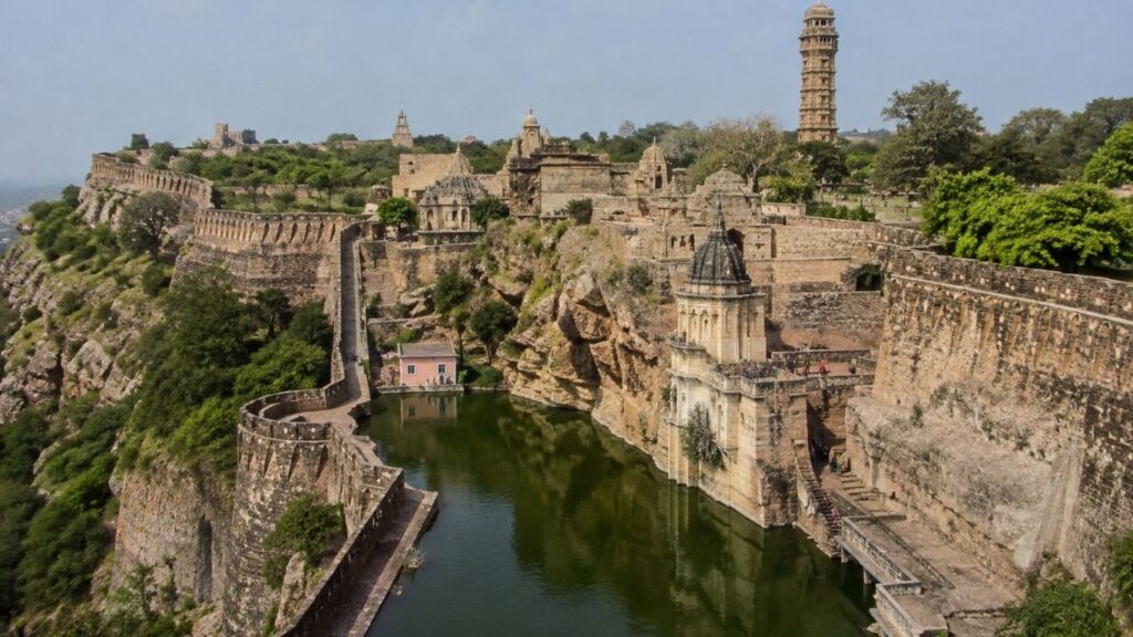 Best Places to Visit Near Banswara, Rajasthan, places to visit in Chittorgarh, places to visit around Banswara